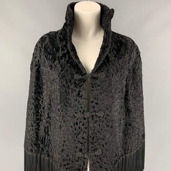 Size One Size Black Textured Ashtrakhan Fur Fringe Cape - Picture 2 of 5